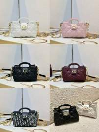 Picture of Dior Handbags _SKUfw239329063fw